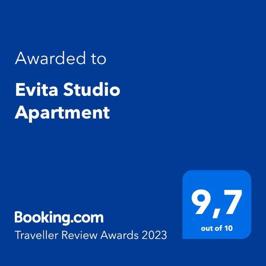 Evita Studio Apartment Karlovac Eksteriør billede